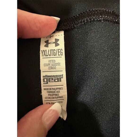 ☘️☘️☘️Under Armour Girls' XL Black Capri Leggings Activewear Sports☘️☘️☘️ - Picture 6 of 10
